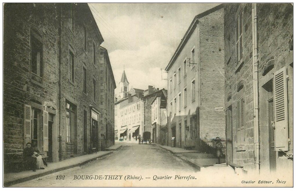 carte postale ancienne 69 BOURG-DE-THIZY. Quartier Pierrefeu