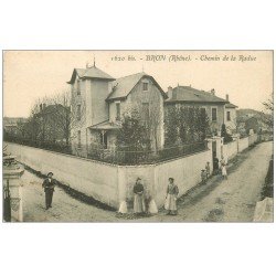 carte postale ancienne 69 BRON. Chemin de la Radue