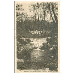carte postale ancienne 69 CHARBONNIERES-LES-BAINS. Cascade vers 1905