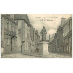 carte postale ancienne 14 BAYEUX. Clocher Miséricorde et Statue Chartier 1923