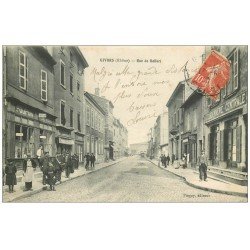 carte postale ancienne 69 GIVORS. Facteur devant le Coiffeur rue de Belfort 1910 et Cordonnerie