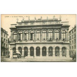 carte postale ancienne 69 LYON. Attelage devant Grand-Théâtre