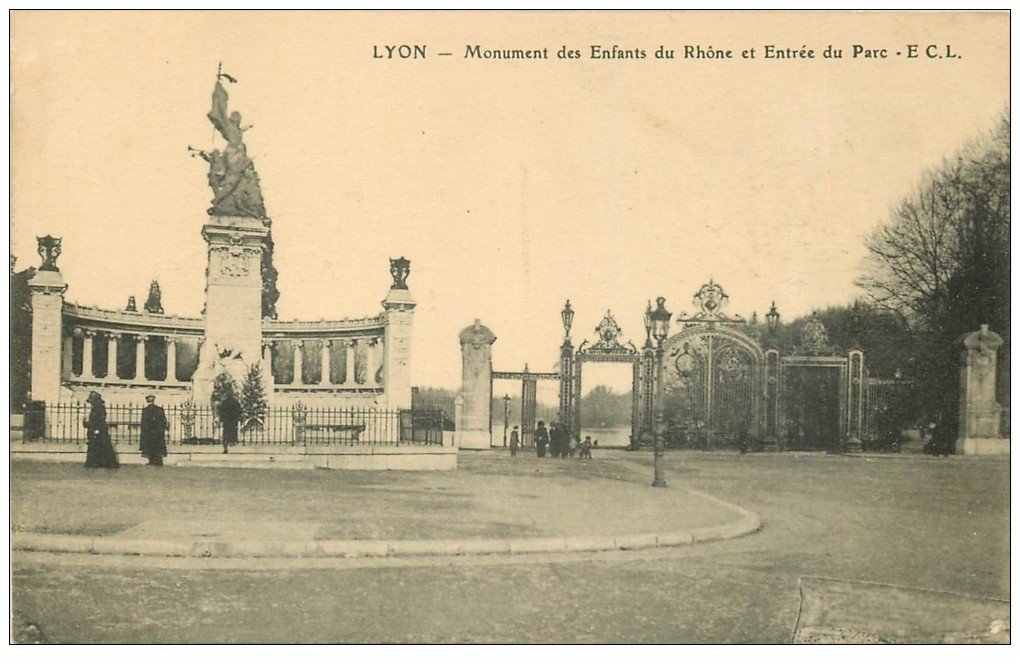 carte postale ancienne 69 LYON. Monument entrée du Parc