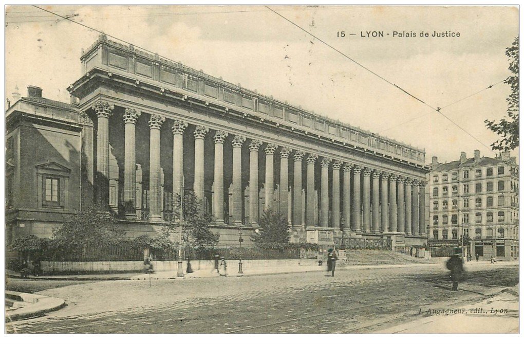 carte postale ancienne 69 LYON. Palais de Justice 15
