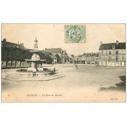 carte postale ancienne 14 BAYEUX. Place du Marché 1906