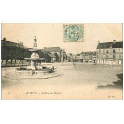 carte postale ancienne 14 BAYEUX. Place du Marché 1906