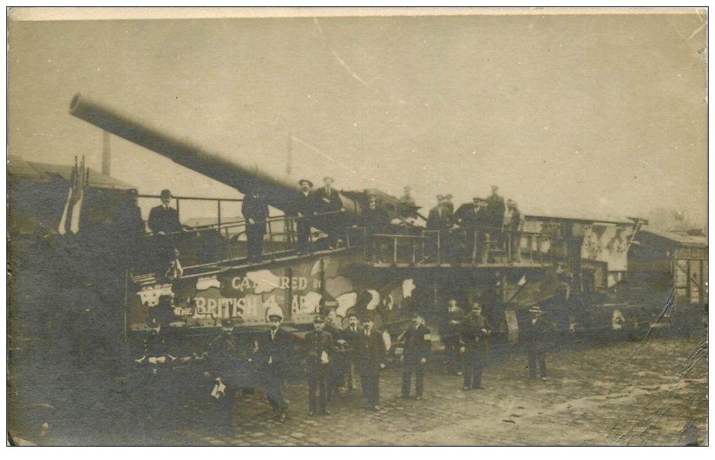 14 BERNIERES. Rare d'un Canon chargé sur un Train. Carte Photo 1918 British 4° Compagnie