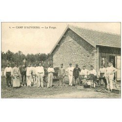 72 CAMP D'AUVOURS. La Forge. Militaires, Selliers, Forgerons du 132° Escadron