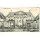 carte postale ancienne 14 BRECY. Porte et Château animation