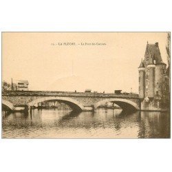 carte postale ancienne 72 LA FLECHE. Le Pont des Carmes 1922