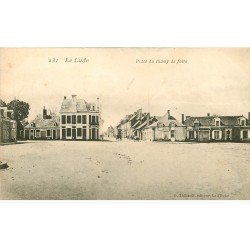 carte postale ancienne 72 LE LUDE. Menuiserie Place du Champ de Foire. Timbres Taxes 1905