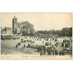 carte postale ancienne 72 LE MANS. Jour de Marché Place Jacobins