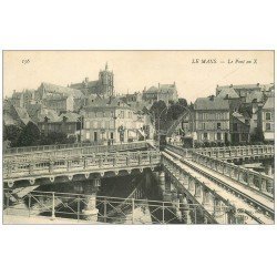 carte postale ancienne 72 LE MANS. Le Pont en X. Fabrique de galoches et Tramway Byrrh