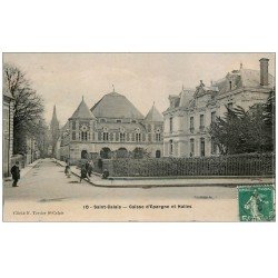 carte postale ancienne 72 SAINT-CALAIS. Caisse d'Epargne et Halles 1909