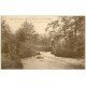 carte postale ancienne 72 SAINT-LEONARD-DES-BOIS. Personnage sur Petit Pont du Saint-Godard