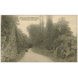 carte postale ancienne 72 SAINT-LEONARD-DES-BOIS. Voiture Rocher de la Vigne