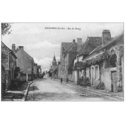 carte postale ancienne 72 SOLESMES. Rue du Bourg