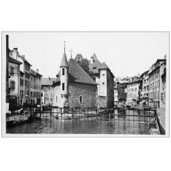 carte postale ancienne 74 ANNECY. Palais Isle et Canal Thiou. Carte Photo