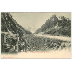 74 LE CHAPEAU ET LA MER DE GLACE. Refuge et Buvette avec Skieurs