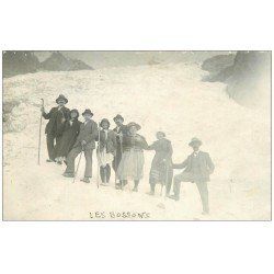 carte postale ancienne 74 LES BOSSONS. Alpinistes Randonneurs 1921. Rare Carte Photo Famille Barrioz. Saint-Gervais-les-Bains