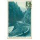 carte postale ancienne 74 LES GORGES DE L'ARLY. Promeneur Route de Flumet 1925