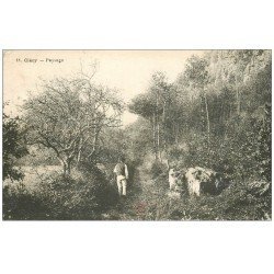 14 CLECY. Promeneur et Paysages