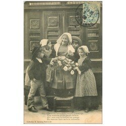 carte postale ancienne LA BRETAGNE. Souhaits des Petits Enfants à Grand-mère 1906