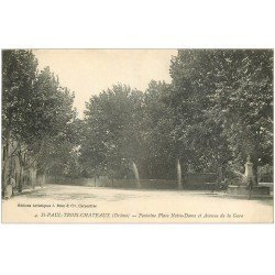 carte postale ancienne 26 SAINT-PAUL-TROIS-CHATEAUX. Fontaine Place Notre-Dame et Avenue de la Gare 1917