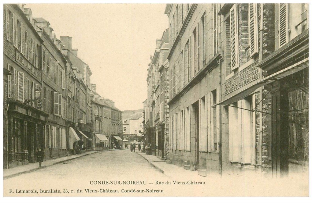 14 CONDE-SUR-NOIREAU. Rue du Vieux Château