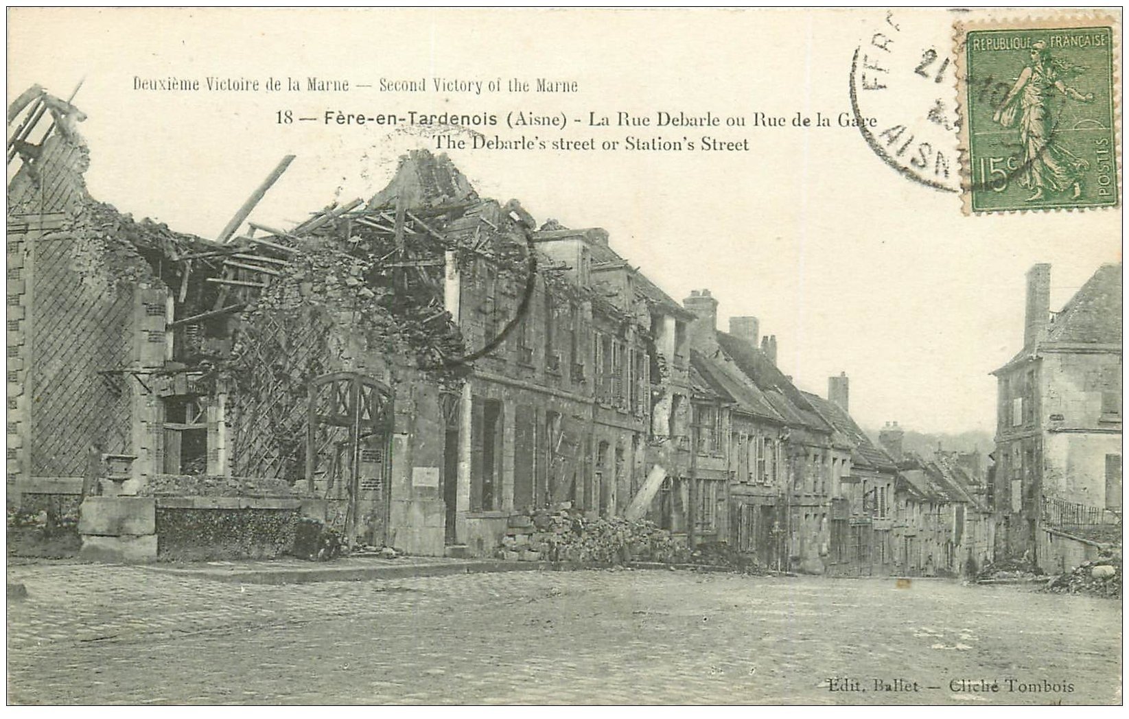 carte postale ancienne 02 FERE-EN-TARDENOIS. Rue Debarle ou Rue de la Gare 1923