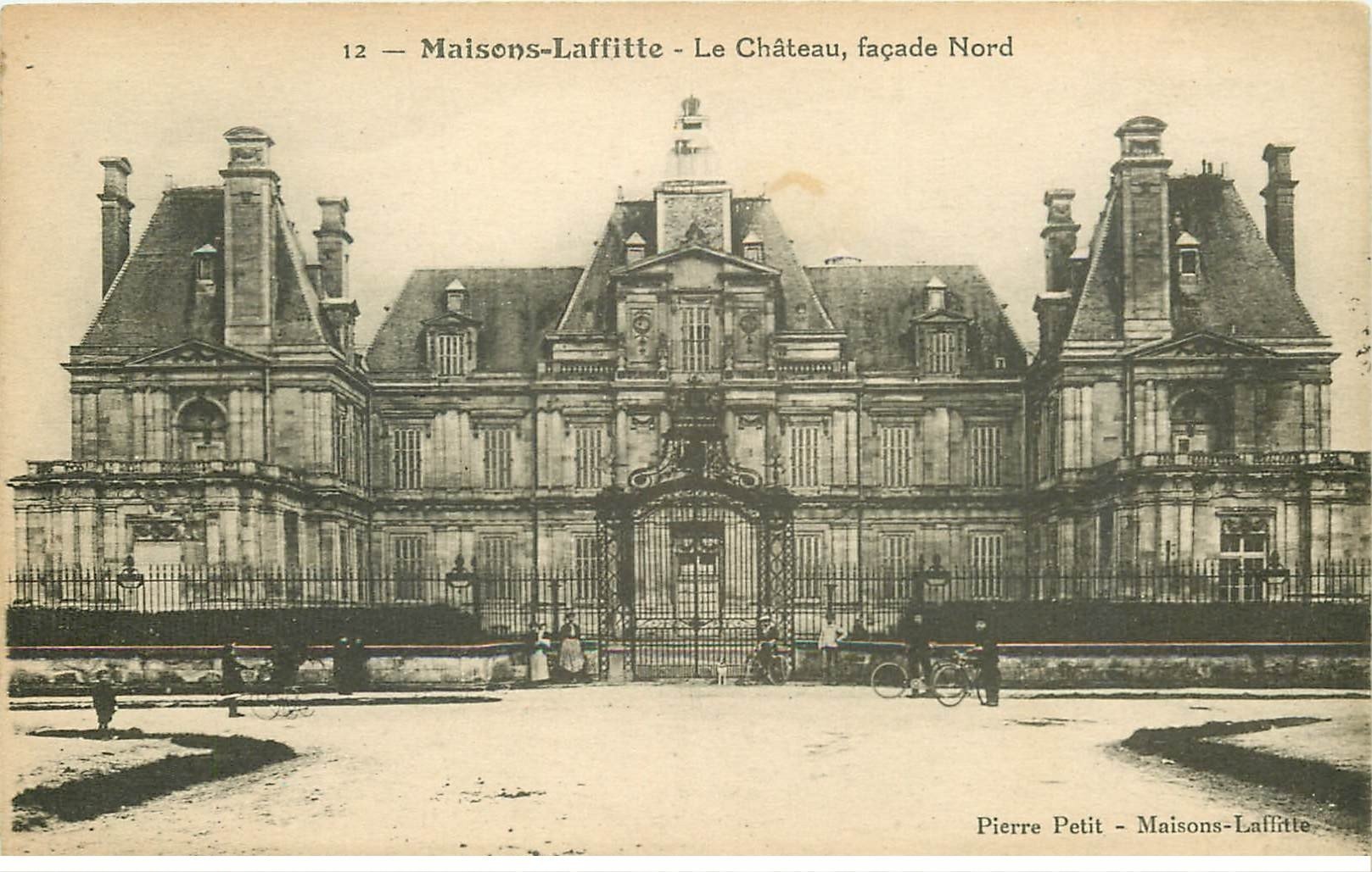 carte postale ancienne 78 MAISONS-LAFFITTE. Le Château de Mansart avec Cyclistes 1924
