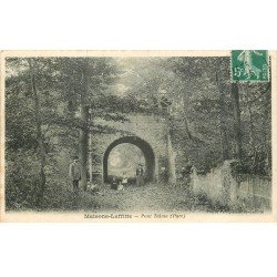 carte postale ancienne 78 MAISONS-LAFFITTE. Pont Talma 1908 belle animation