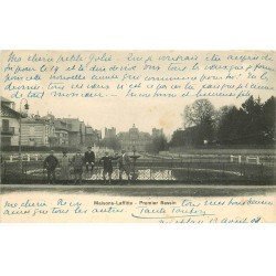 carte postale ancienne 78 MAISONS-LAFFITTE. Premier Bassin animé 1903