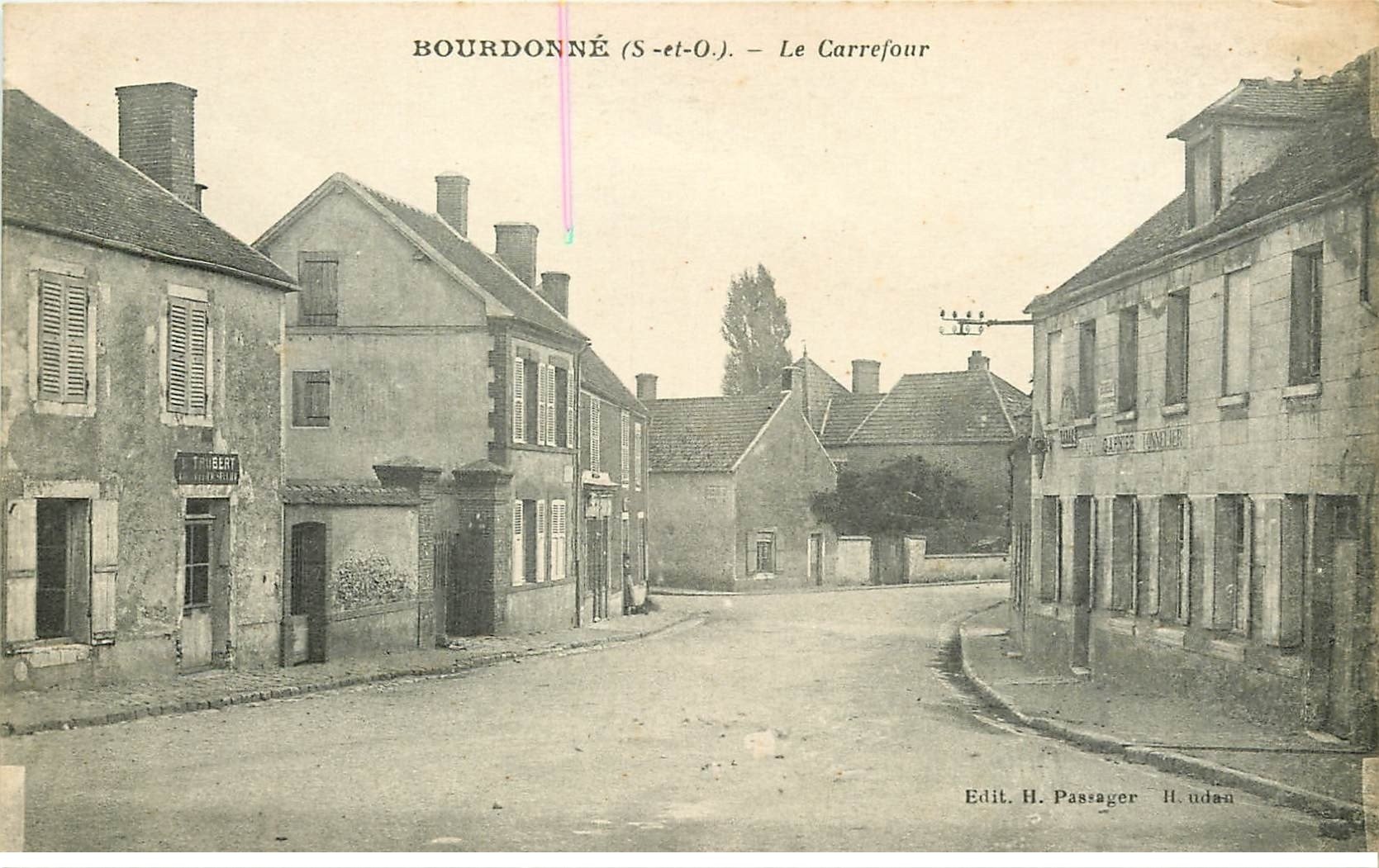 carte postale ancienne 78 BOURDONNE. Le Carrefour. Tabac Tonnelier et Sellier