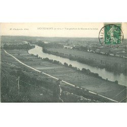 carte postale ancienne 78 DENNEMONT. Personnage au premier plan 1907. Pli coin droit...