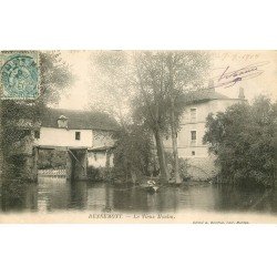 carte postale ancienne 78 DENNEMONT. Vieux Moulin et Canotage en barque 1904