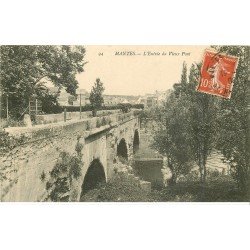 carte postale ancienne 78 MANTES. Le Vieux Pont l'Entrée 1909