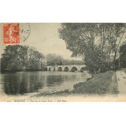 carte postale ancienne 78 MANTES. Le Vieux Pont vue 1910