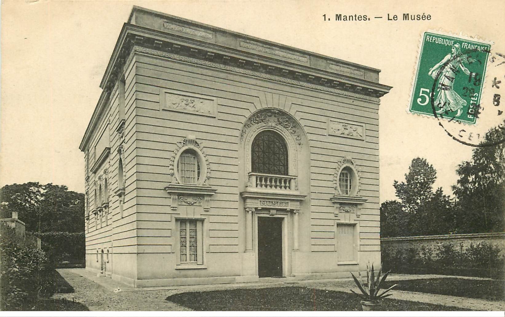 carte postale ancienne 78 MANTES. Le Musée 1909