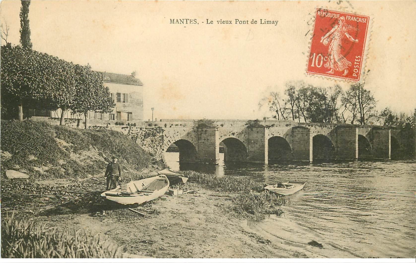 carte postale ancienne 78 MANTES. Le Vieux Pont de Limay 1911