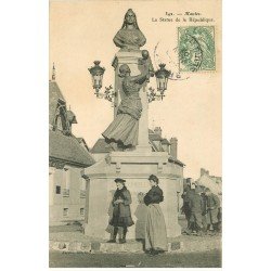 carte postale ancienne 78 MANTES. Statue de la République 1907