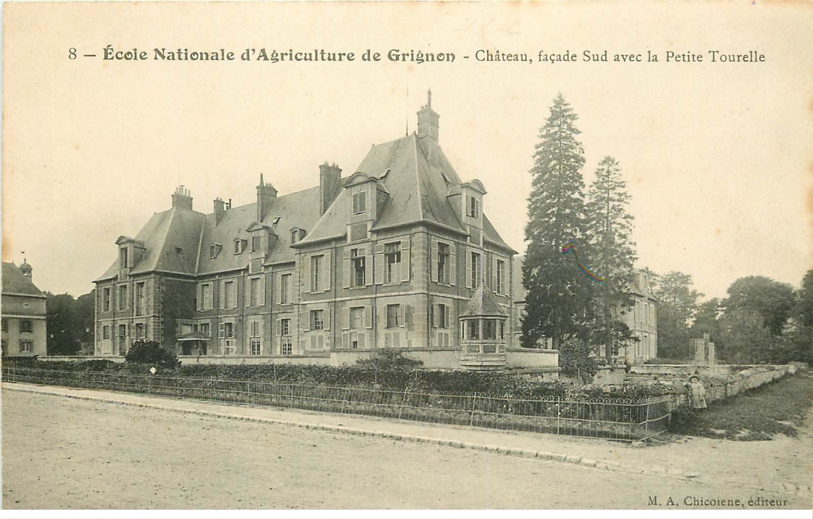 carte postale ancienne 78 GRIGNON. Ecole Nationale Agriculture. Tourelle Château