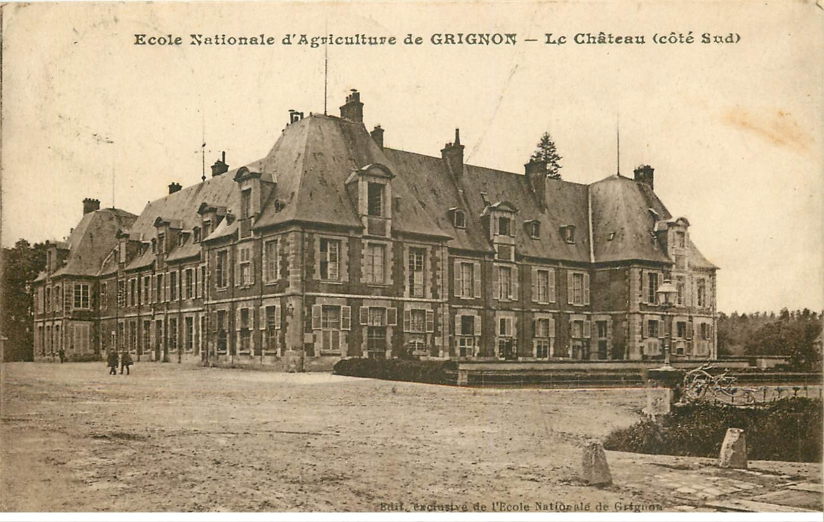 carte postale ancienne 78 GRIGNON. Ecole Nationale Agriculture. Château 1919