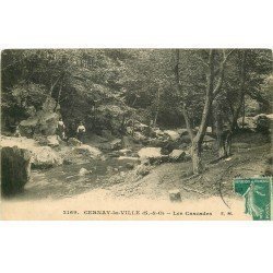 carte postale ancienne 78 CERNAY-LA-VILLE. Les Cascades 1910 animation