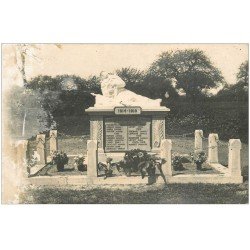 carte postale ancienne 02 FONTENELLE. Monument aux Morts 1914-18