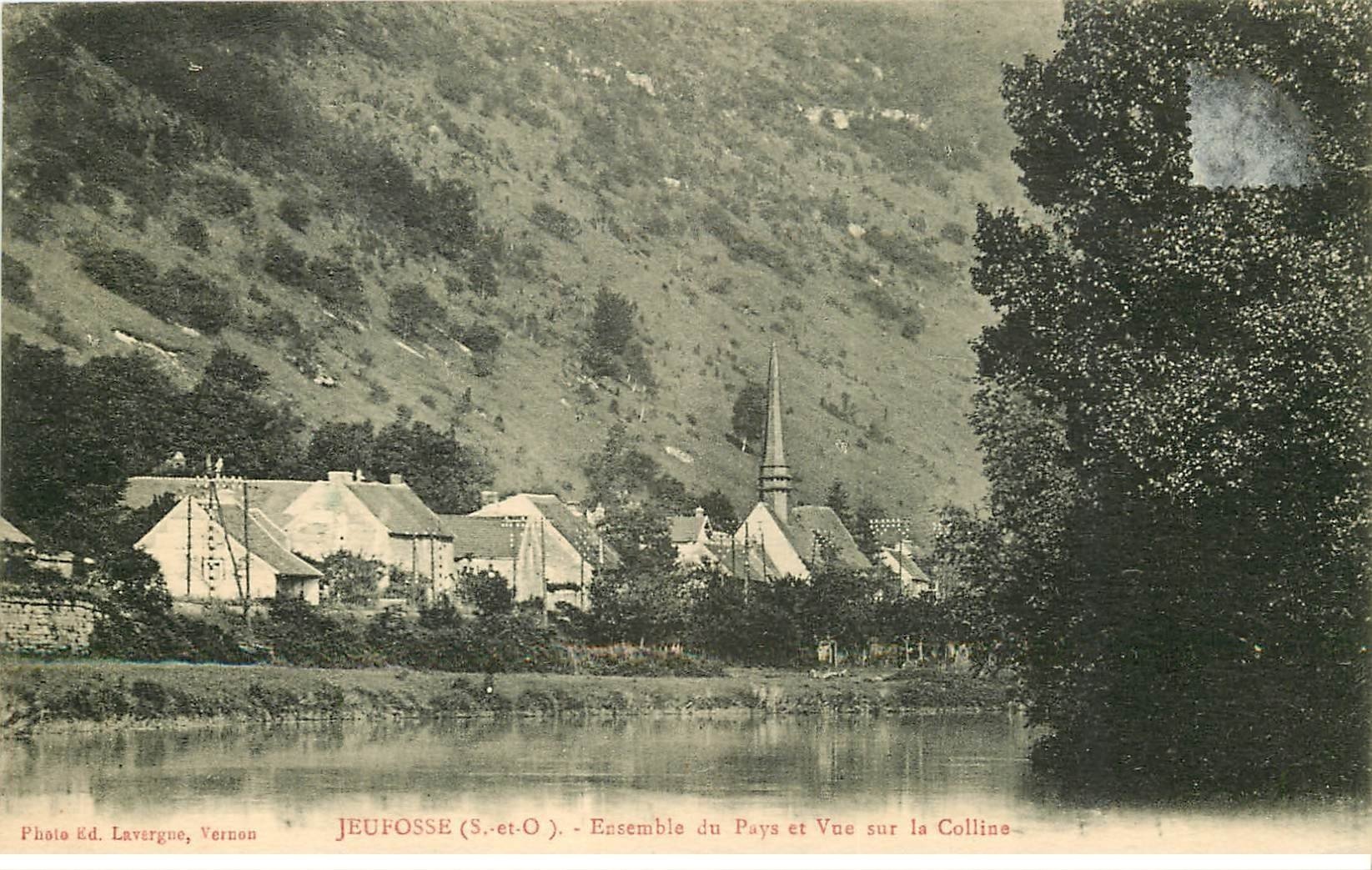 carte postale ancienne 78 JEUFOSSE. Le Village et la Colline 1928