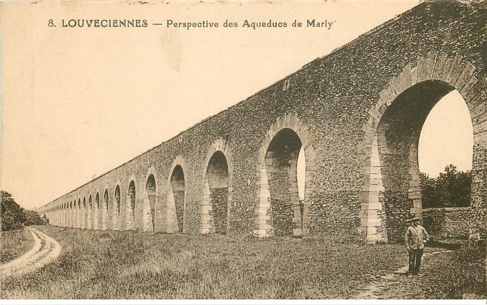 carte postale ancienne 78 LA FALAISE. Aqueducs de Marly animation