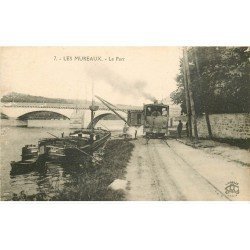 78 LES MUREAUX. Le Port avec Locomotive à vapeur pour déchargement de Péniche