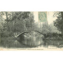 carte postale ancienne 78 LE VESINET. Passerelle du Grand Lac