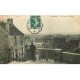 carte postale ancienne 78 MEULAN. Personnage regardant la Ville 1909 de l'Eglise